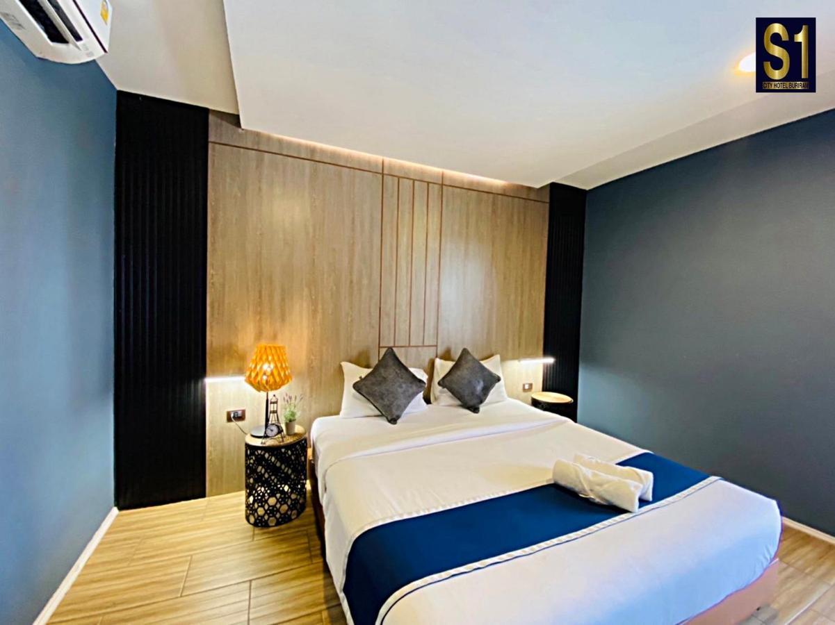 S1 City Hotel Бурирам Экстерьер фото