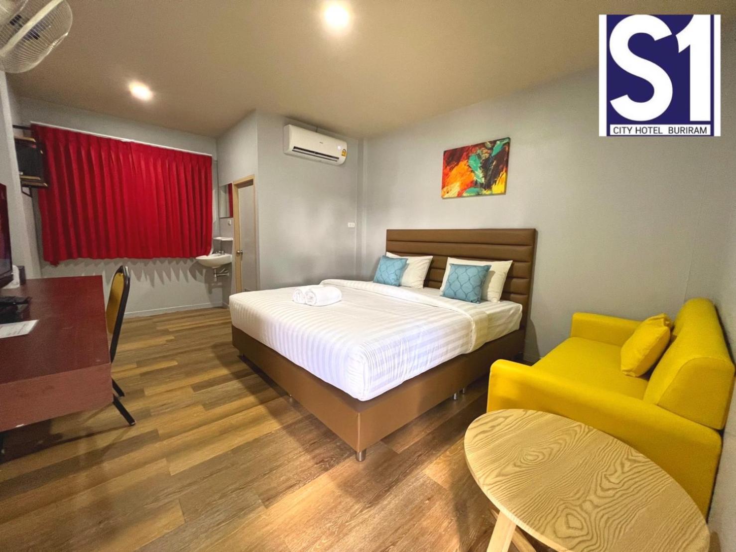 S1 City Hotel Бурирам Экстерьер фото